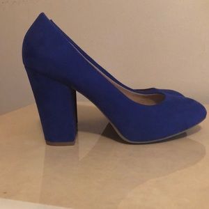 Chunky Royal Blue Hill’s